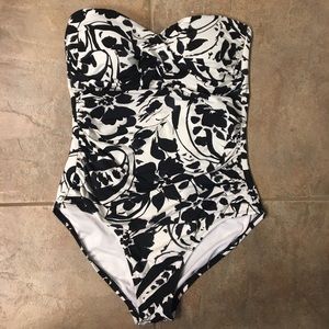 Anna Cole signature strapless suit